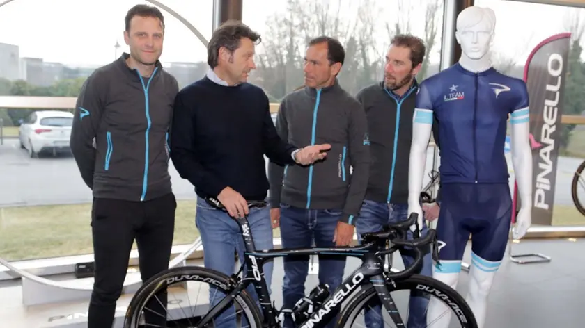 guerretta agenzia foto film villorba petacchi cassani e tossato da fausto pinarello