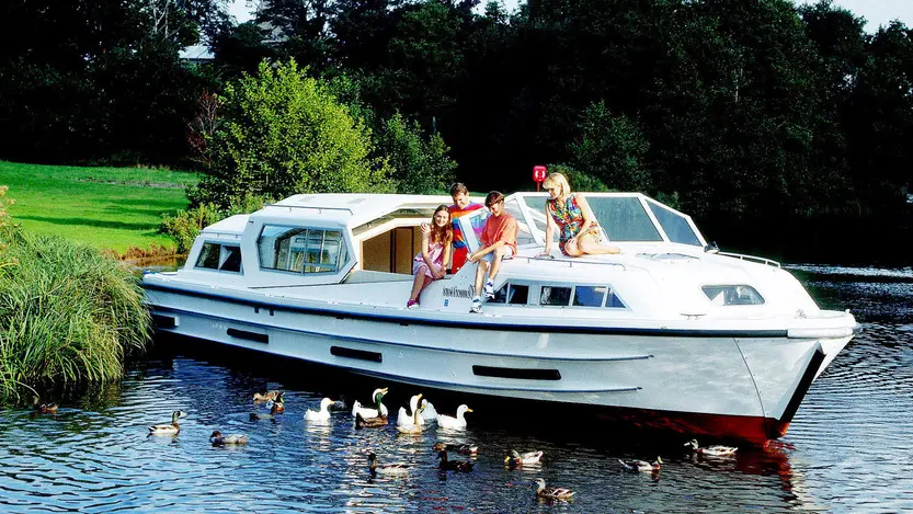 X GIULIANO: Foto houseboat 3