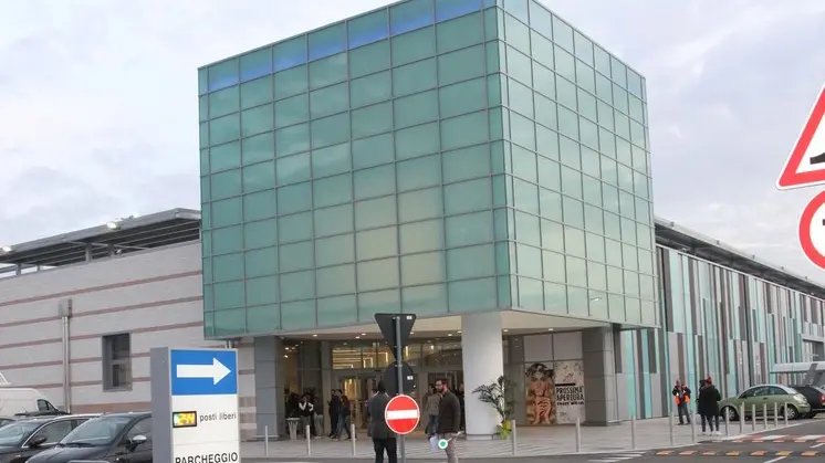 AGOSTINI SILEA INAUGURAZIONE AMPLIAMENTO CENTRO COMMERCIALE EMISFERO-SILEAMARE