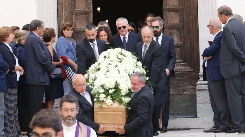 FERRAZZA AG.FOTOFILM ODERZO FUNERALE PAVANELLO TIZIANA IN STEFANEL