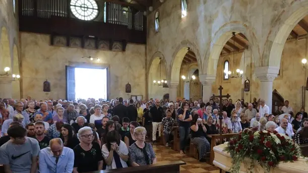 zago agenzia fotofilm Candelu funerale michele uliana
