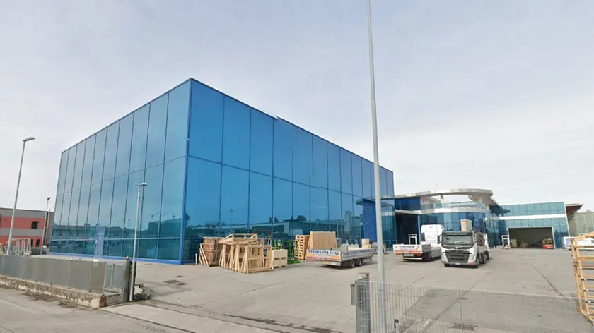 L'azienda Zanatta Vetri dove fortunamente gli operai non sono stati feriti gravemente