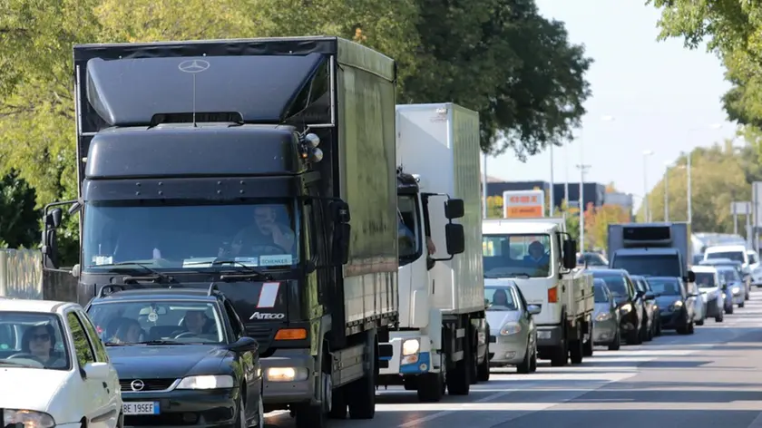 Viale della Repubblica è già super trafficato