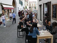 PASSERINI . AG.FOTOFILM . TREVISO . FASE 2 CORONAVIRUS LOCALI IN CITTA'