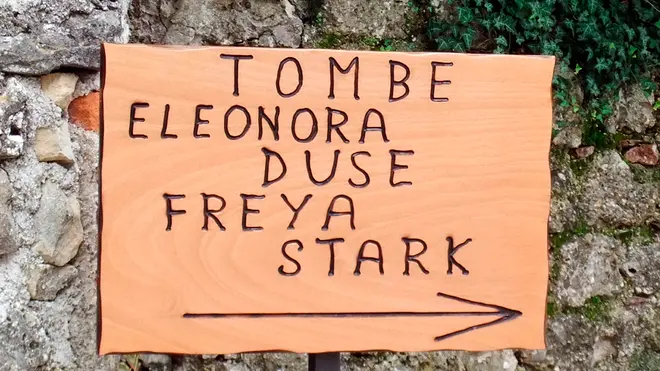 DeMarchi Asolo cimitero Sant'Anna tombe di Eleonora Duse e Freya Stark