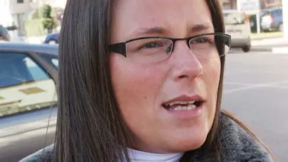 FRIGO MEDUNA INTERVISTE SU REFERENDUM PER SEPARAZIONE DALLA REGIONE DEL VENETO E PER ENTRARE REG. AUT. FRIULI . VEN. GIULIA, IN FOTO MONICA FANTUZ AGENZIA FOTOGRAFICA FOTOFILM