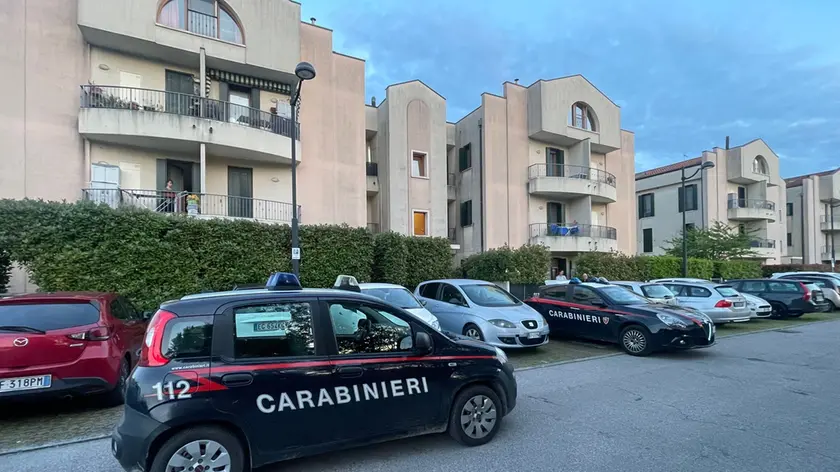 L'intervento dei carabinieri a Spresiano dopo l'accoltellamento