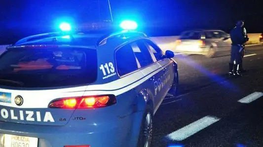 Una Volante della polizia