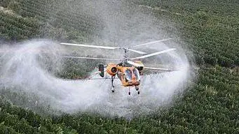 Il messaggio è pronto per l'invio con i seguenti file o collegamenti allegati: elicotteroProsecco.jpg Nota: per proteggere il computer dai virus, le applicazioni di posta elettronica impediscono l'invio o la ricezione di alcuni tipi di allegati. Per determinare la modalità di gestione degli allegati, controllare le impostazioni di protezione della posta elettronica. - Un elicottero con fitofarmaci