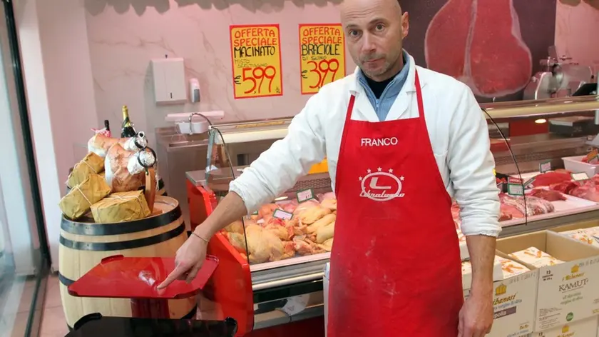 FERRAZZA AG.FOTOFILM BADOERE FURTO AFFETTATRICI MACELLERIA DI FRANCO LIBRALESSO