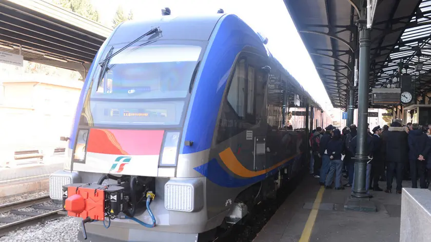 gian paolo perona- perona- belluno- arriva il nuovo treno swing