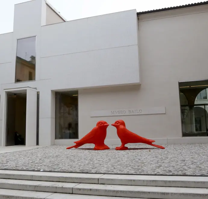 BORGHESI AG. FOTOFILM TREVISO -RE.USE- ARTE CONTEMPORANEA ESTERNO MUSEO BAILO