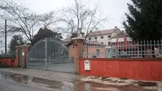 SADISMO SEVIZIE ATROCI E ABUSI SESSUALI SUBITI DA UN DISABILE DI MONTEBELLUNA DI 32 ANNI. ARRESTATE QUATTRO PERSONE . IN FOTO la villa , residenza dei fratelli Innocenti in via San Gerardo a Musano , nel cui garage è stato seviziato il disabile