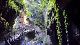 Le grotte del Caglieron