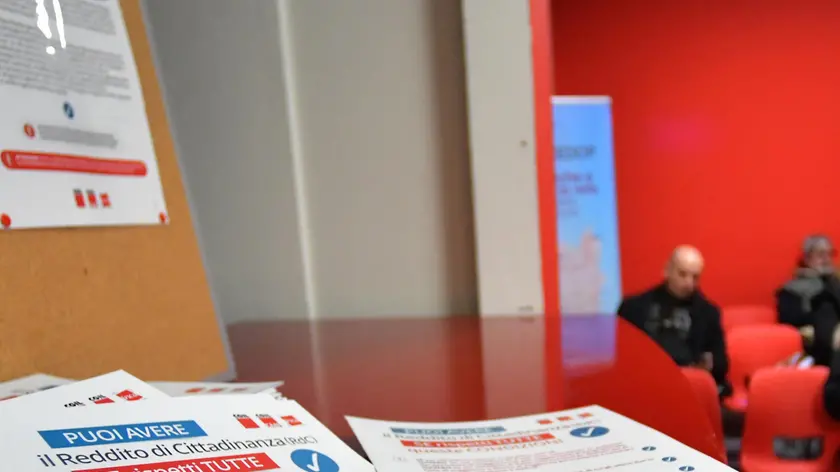 Sportelli per la richiesta del reddito di cittadinanza ai tempi della pubblicazione dei bandi