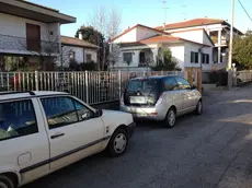 Il luogo dell'aggressione in via Tiepolo: l'auto della vittima era parcheggiata al posto della Lancia