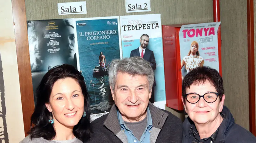 BORGHESI AG.FOTOFILM TREVISO CINEMA EDERA, IN FOTO I TITOLARI, LORENZO FANTONI, GRAZIELLA MICHIELETTO E LA FIGLIA GIULIANA FANTONI