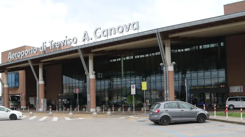 ZAGO AG.FOTOFILM TREVISO AREOPORTO CANOVA X VOLI CANCELLATI