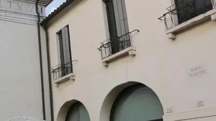 Passerini agenzia foto film Treviso apertura bar dami porta san tommaso