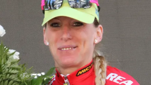 BOLOGNINI AG.FOTOFIOM PODI E VVINCITORI DELLA GRANFONDO PINARELLO, IN FOTO IL PODIO FEMMINILE DELLA GRANFONDO, IN FOTO LA VINCITRICE ODETTE BERTOLIN