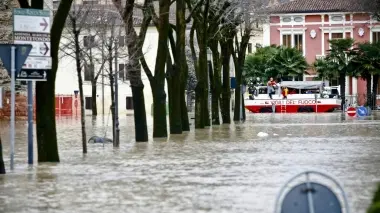 Qui e sopra, due immagini dell’alluvione che ha sommerso Soave