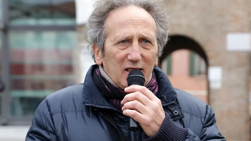 Borin agenzia foto film oderzo manifestazione contro apertura caserma zanuzzo ai profughi