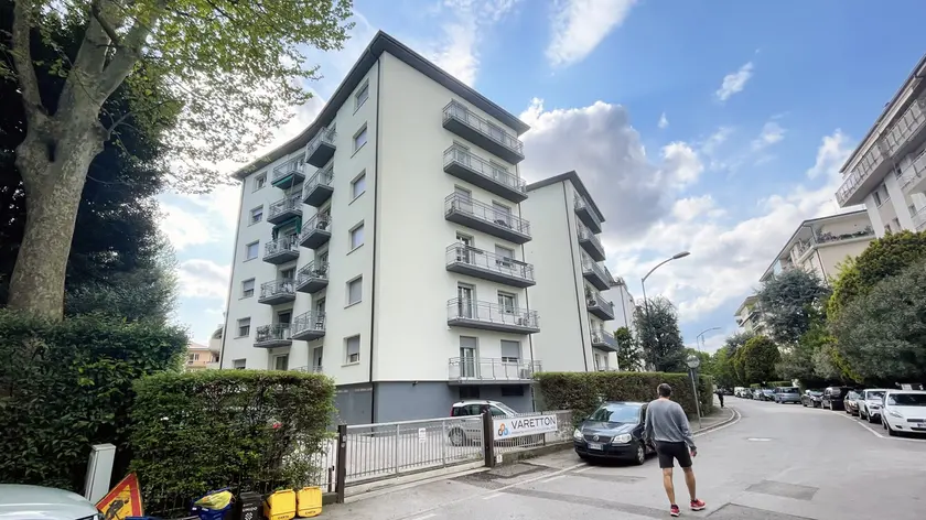 La palazzina di via Verga a Treviso