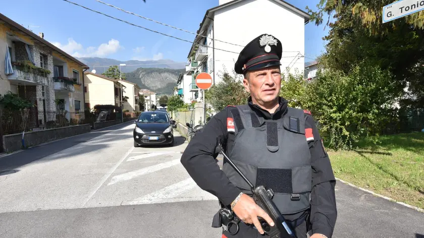 Carabinieri in via Toniolo a Vittorio Veneto