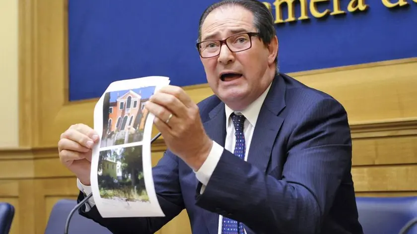 23/06/2014 Roma, sala stampa della Camera dei Deputati, conferenza stampa di Giancarlo Galan per illustrare la sua memoria difensiva presentata alla giunta per le autorizzazioni in merito alle vicende giudiziarie che lo vedono coinvolto nell' inchiesta Mose