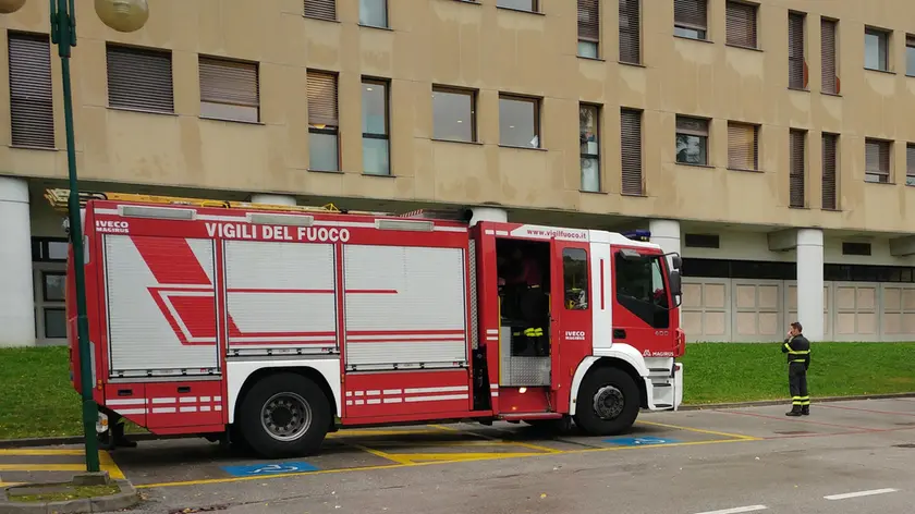 Un camion dei vigili del fuoco