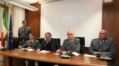 La conferenza stampa della Guardia di Finanza ieri a Venezia con il procuratore aggiunto della Procura della Repubblica Carlo Mastelloni