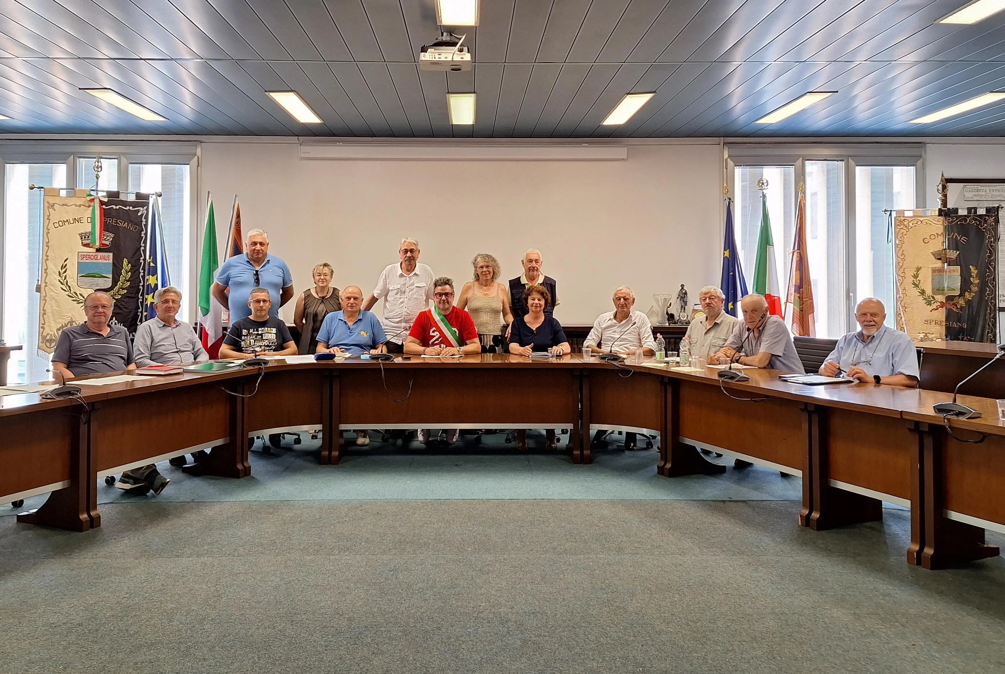 La firma sulla costituzione del Consorzio Miele del Piave