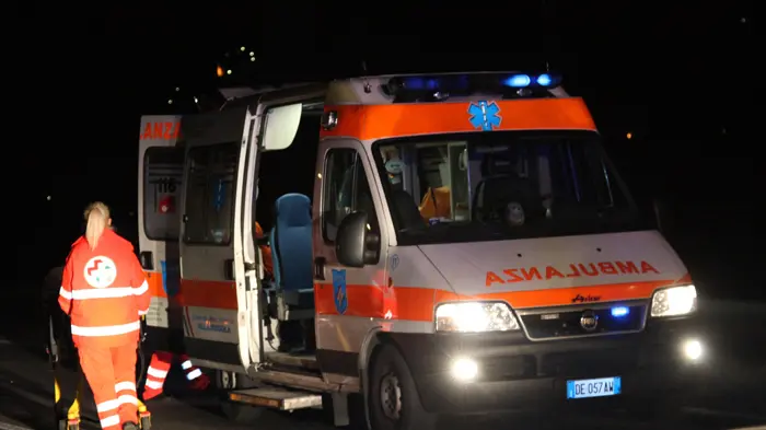 Soccorsi in ambulanza (foto archivio)