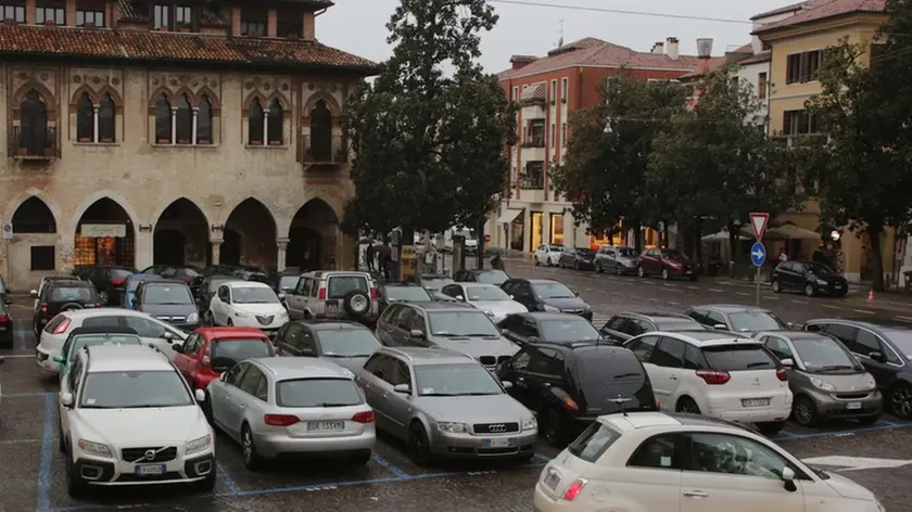 Zago Treviso park piazza duomo