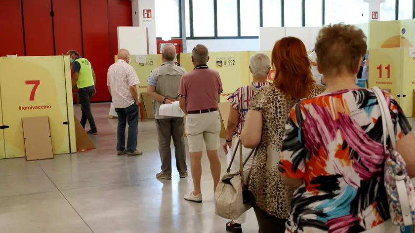 Cosa per la vaccinazione anti Covid al Vax Point dell'ex Maber