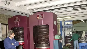 Un frantoio come quello che aprirà sul Montello con Marca Olearia