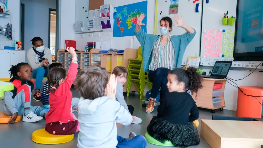 14/05/2020 Boulogne Billancourt, rientro dopo lockdown per pandemia Covid-19. Ecole du Numérique Boulogne Billancourt, scuola primaria *** Local Caption *** 00962104