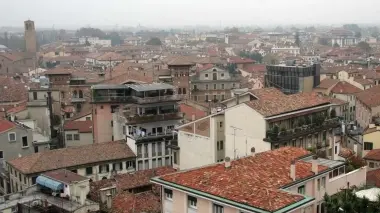 Una vista della città dall’alto