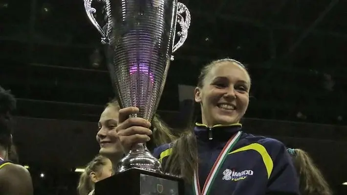 Bolognini agenzia foto film Villorba Imoco-piacenza finale scudetto in foto festa scudetto