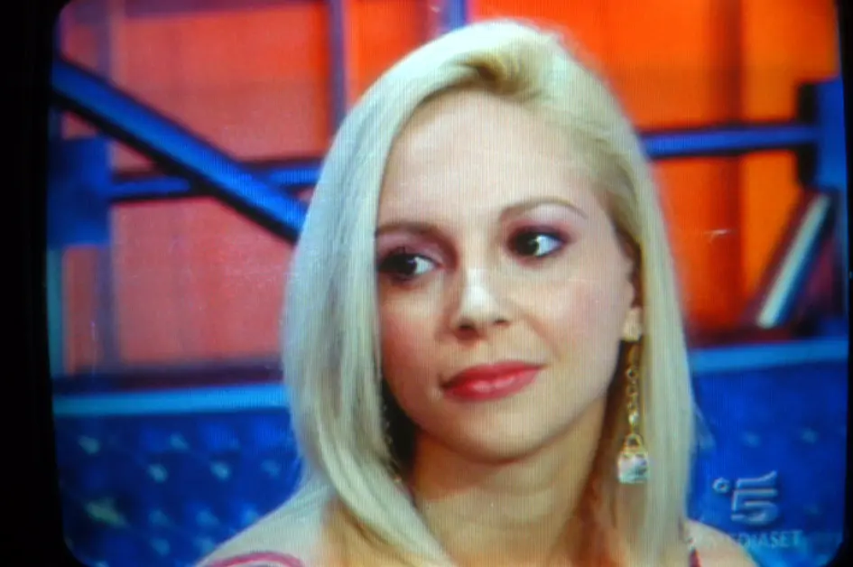 CANALE 5 PAZZI PER I REALITY GIOVANNA RIGATO CON CAPUA fotocronaca giovanna rigato grande fratello