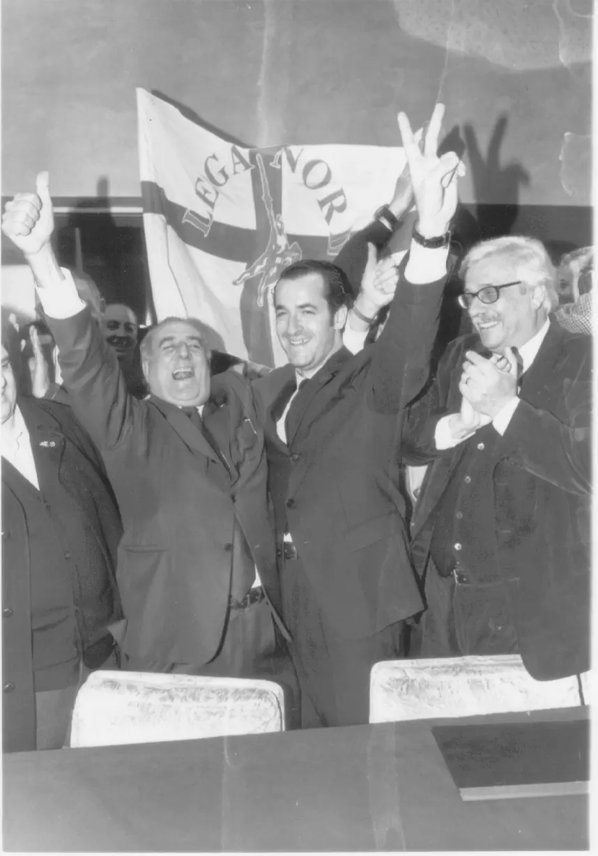 Giancarlo Gentilini lascia la politica all'età di 94 anni: ripercorriamo con una fotogallery alcune delle tappe più significative della sua carriera, passando anche per alcune prese di posizione che scatenarono roventi polemiche: dalla battuta sugli immigrati come "leprotti" al "taglio delle panchine" per evitare che ci svernassero i "fannulloni"