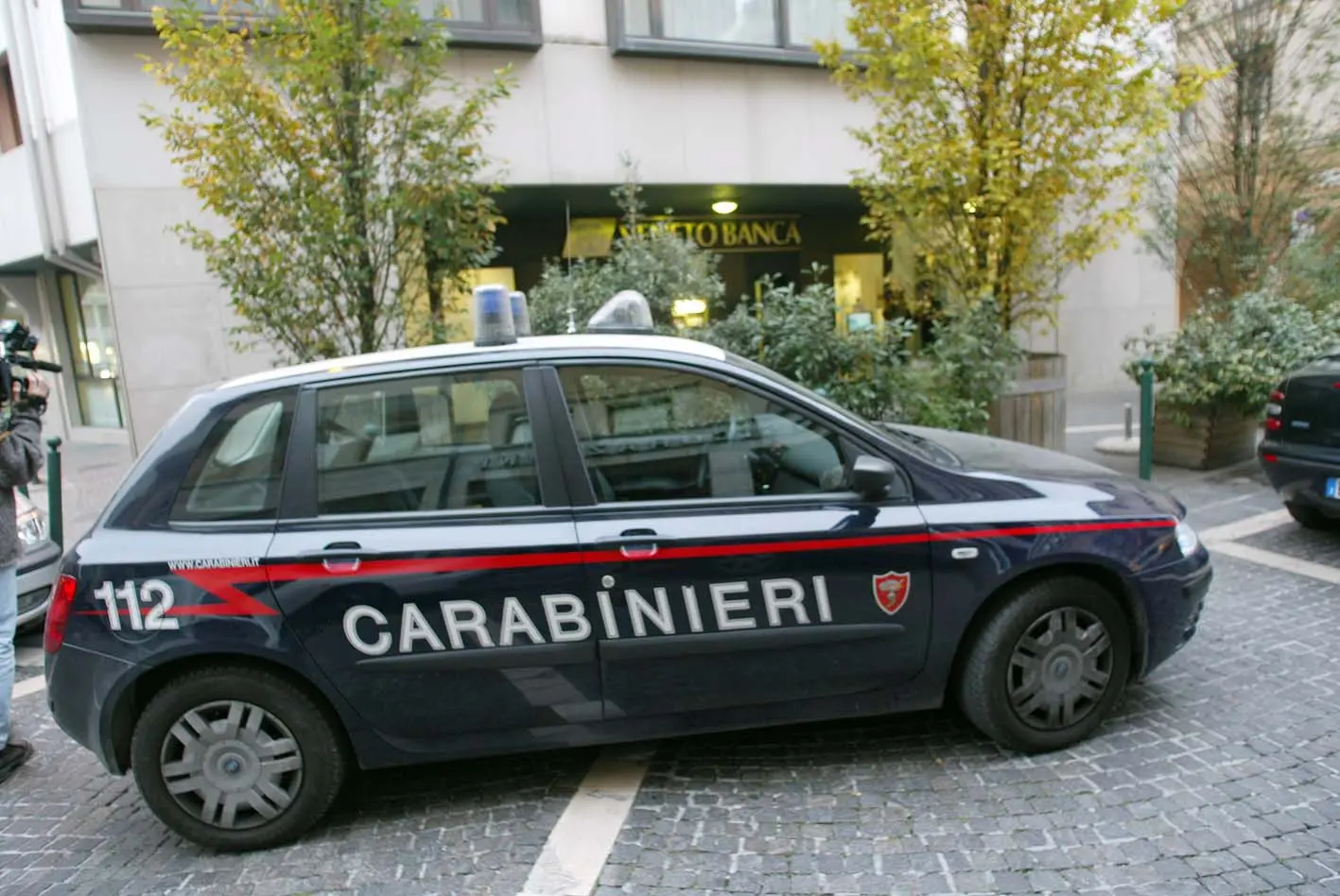 Un'auto dei Carabinieri