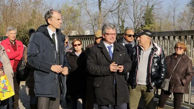 tome agenzia foto film padernello senatore ferrazzi presso cava campagnola
